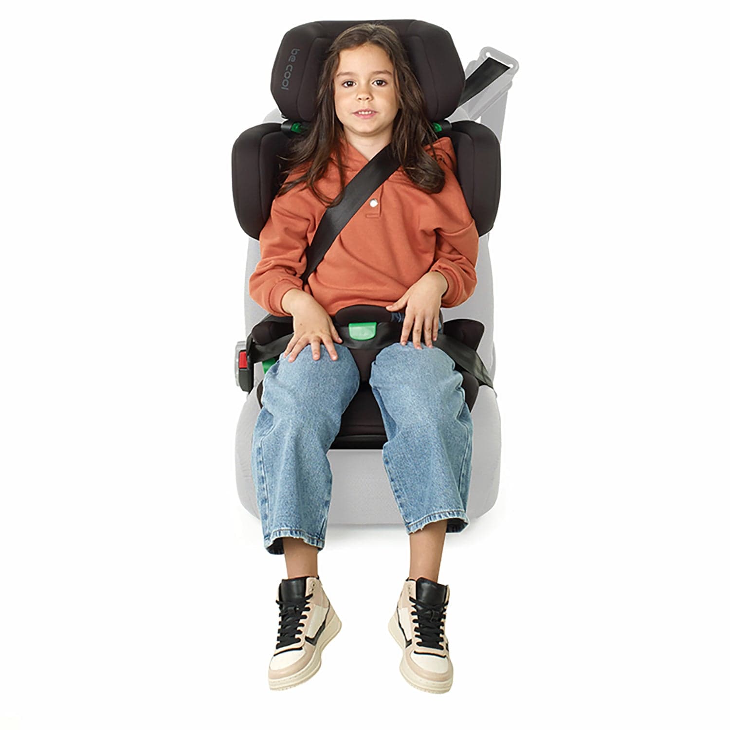 Child demonstrating the Be Cool Foldy travel seat